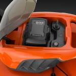 Husqvarna batteridriven gräsklippare LC142i utan batteri & laddare fotograferad ovanifrån