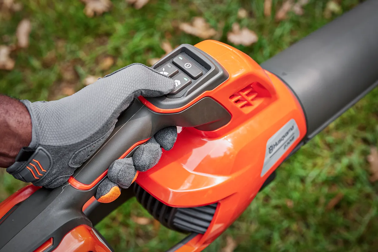 Husqvarna Lövblås 230iB exkl. batteri och laddare - Image 5