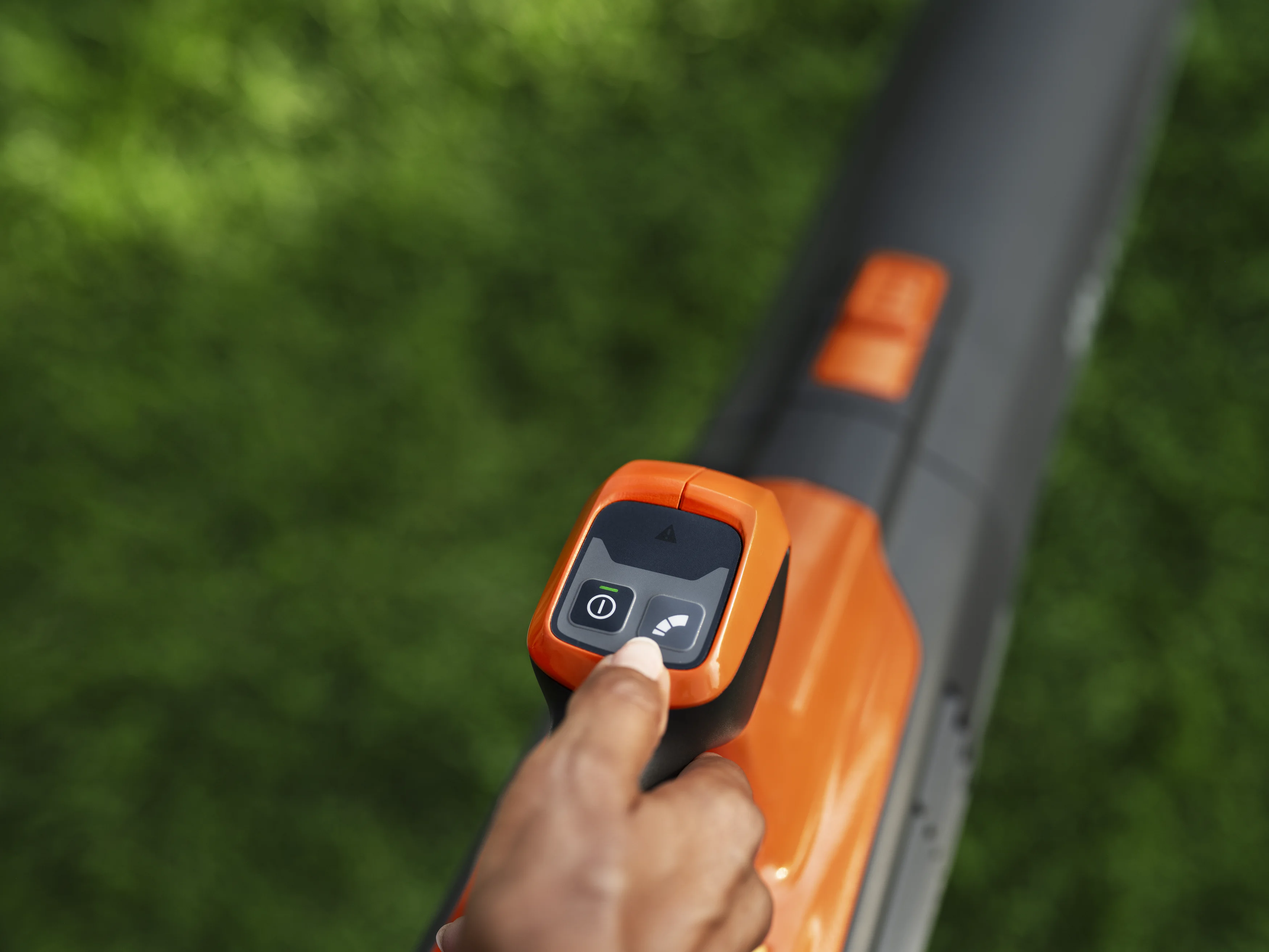 Husqvarna 122iB Batteridriven Lövblås 36 V inkl. Batteri & Laddare - Image 5